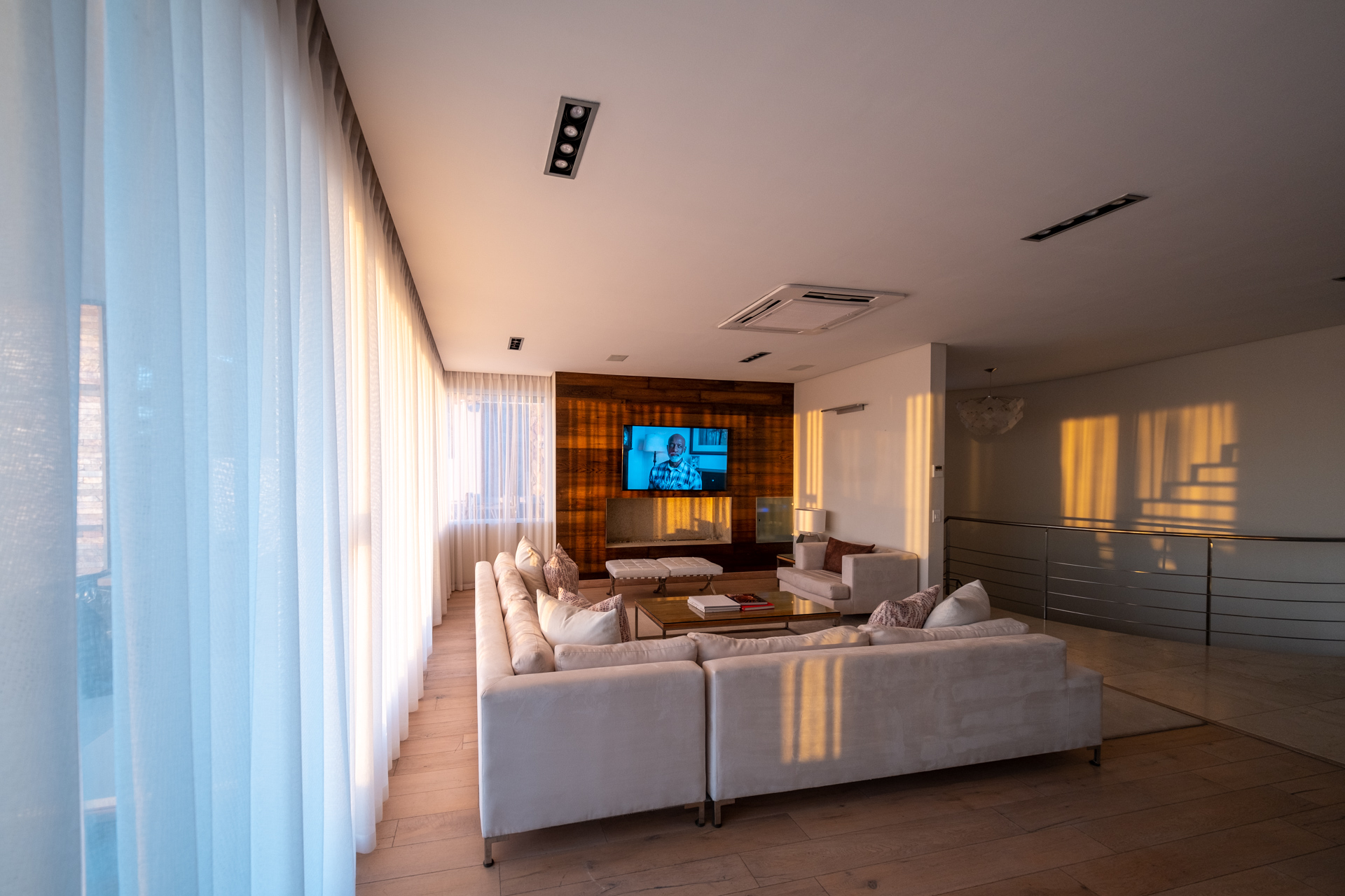 A Cape Town residence with discreetly integrated technology