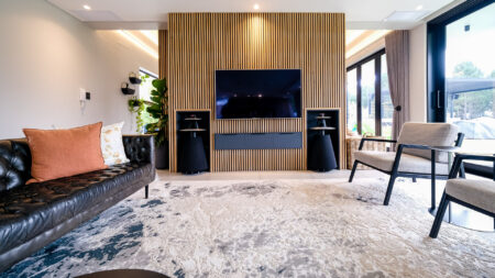 Val de Vie lounge with Bang & Olufsen BeoLab 5 speakers and integrated television